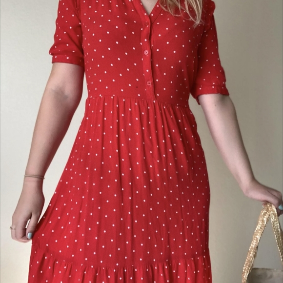 Old Navy Red Polka Dot V‑Neck Midi Dress - Picture 10 of 10